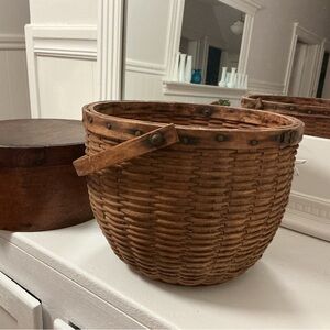 Antique Late 1800’s Shaker style splint wood gathering basket